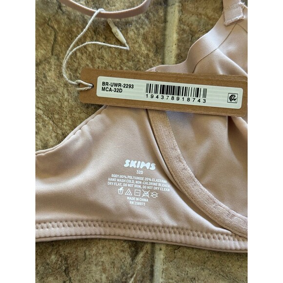 Skims Fits Everybody Unlined Demi Bra Size Mica Size 32D - Picture 9 of 9